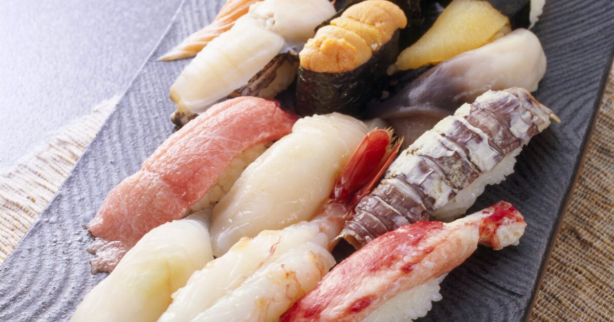 海鮮寿司盛り合わせ中トロうにいかしゃこかに