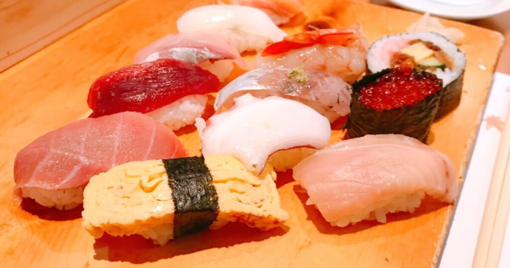 寿司盛り合わせ中トロいくらたまごたこえび